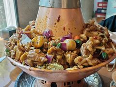 -炉小二铜锅牛蛙•川湘菜(三里屯店)