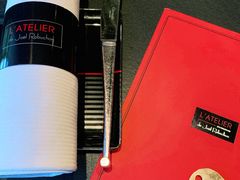 餐具摆设-L'ATELIER de Joel Robuchon(外滩18号店)