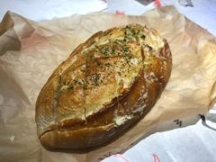 面包-Catch the Cajun Seafood(表参道店)