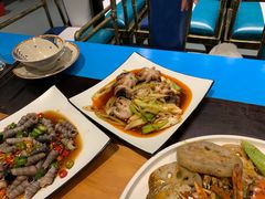 -臻鲜燕海鲜融合餐厅(金陵style店)
