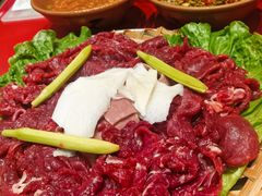 -潮汕·草根牛肉档(上海荟聚城市集市店)