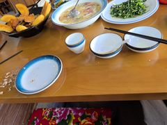 -鹤乡东北菜(崮山路店)