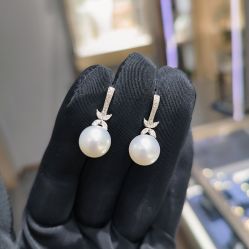 -GiO挚澳珠宝(侨福芳草地店)