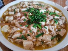 脑花烧豆腐-周记翘脚牛肉
