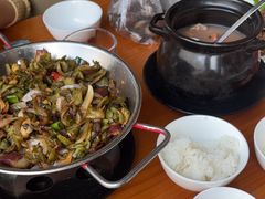 -莲餐厅·湖北菜·潜江小龙虾店(愚园路店)