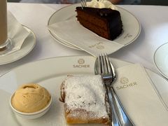 -Cafe Sacher(WIEN)