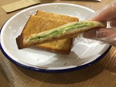 咖椰吐司-HELLO 27 意面·沙拉·帕尼尼