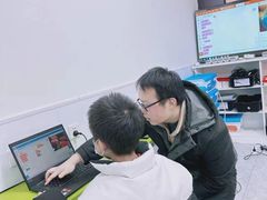 -蓝精灵创客少儿编程(百步亭中心)