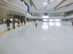 -冠军冰场CHAMPION RINK(环球银泰城店)