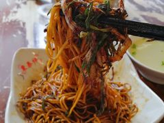 开洋葱油拌面加蛋皮汤-东泰祥生煎馆(长宁路店)