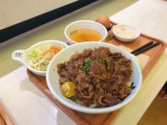 -熊吞·大碗丼烧肉饭(济宁万达广场店)