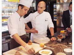 -AZUR聚(香格里拉饭店)