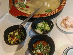 -牛得很·鲜牦牛肉烧烤·牛羊肉菌汤锅(康定店)