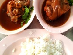 -Kha Mu Charoensang(Silom)