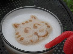 拿铁-海边的猫和咖啡馆