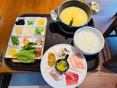 -云海肴·汽锅鸡·云南代表菜(天山百盛优客店)