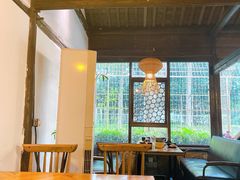 靠窗位-院子餐厅·大锅菜·老杭帮(桥西直街店)