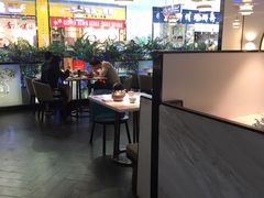 大堂-周渝食惦·酸菜鱼精致川菜(横岗店)