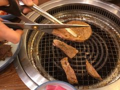 -明洞阿姨·韩式酱蟹烤肉·创意料理(三元桥店)