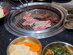 -韩烧牛中牛·甄选黑牛烤肉(黑金店)