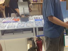 -美式眼镜·授权蔡司.依视路.尼康.豪雅.明月(南翔印象城店)