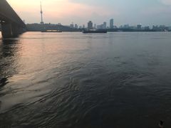-武昌江滩