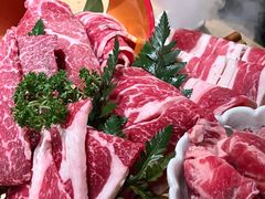 -铭牛烧肉·和牛海鲜自助(高新月牙湖店)