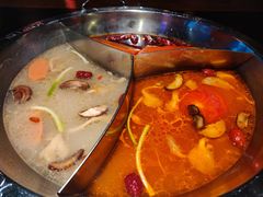 奔驰锅-大龙燚火锅(五一广场店)