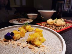 酥皮凤尾虾-荣公子创意菜