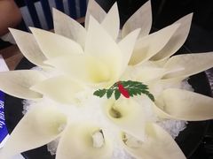 -尚尚仙·酸汤猪手·猪肚鸡火锅(华联万柳购物中心店)