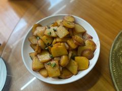 -芦茨金富饭庄·25年老字号·专做稻草鸡