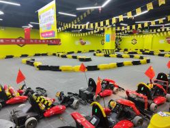 -红尾狐儿童卡丁车俱乐部(居然之家店)