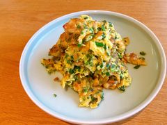 韭菜花蛤炒鸡蛋-山东宾馆·齐鲁苑餐厅