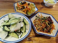 黄瓜拌萝卜-伊兴面片·清真(五泉山店)