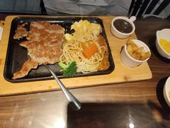 -豪享来牛排(人民店)