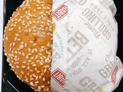 -The Habit Burger Grill 哈比特汉堡(复兴soho店)