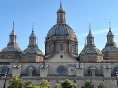 -皮拉尔圣母圣殿主教座堂