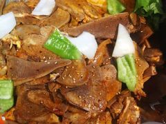 -釜御山海鲜烤肉火锅自助(新城市中心店)