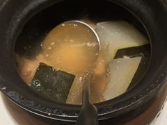 -八府香鸭·啫啫煲(华山路店)