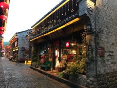 门面-新月集庭院咖啡馆(老邮局店)