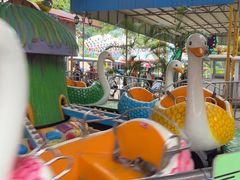 -顺德大良半月城游乐场