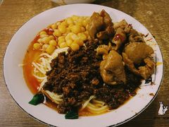 豌杂小面加肥肠-花市豌杂面(民生路店)