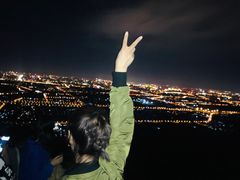 -鬼笑石后山停车场