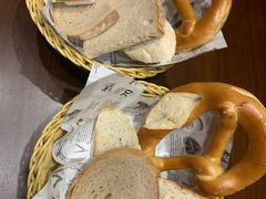 -Ambra Haus琥珀屋精酿餐厅(宝山店)