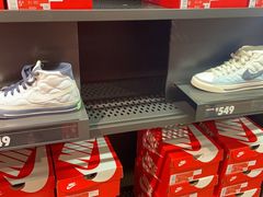 -NIKE上海青浦优选体验店