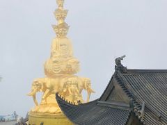 -峨嵋山金顶