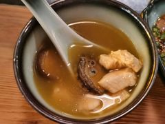 -湊湊火锅·茶憩(恒隆广场店)