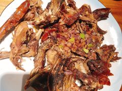 盐酥鸭架-新興传承烤鸭