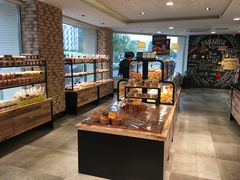 面包甜点陈列柜-帕瑞斯面包房(银河北路店)