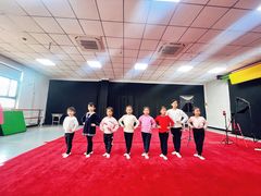 -艺桐年艺术培训中心